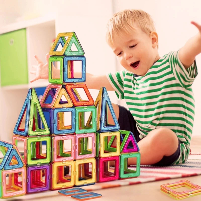 puzzle 3d | STUKA - TM Blocs de construction Magnétique de plusieurs tailles